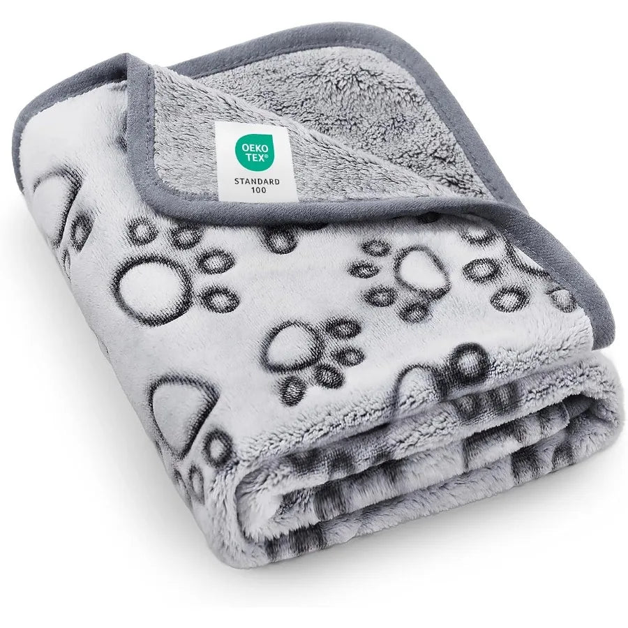 Premium Soft Dog Blanket for Small Medium Large Dogs Washable 300GSM Fluffy Warm Fleece Puppy Cat Paw Print Pet Flannel Grey Pa